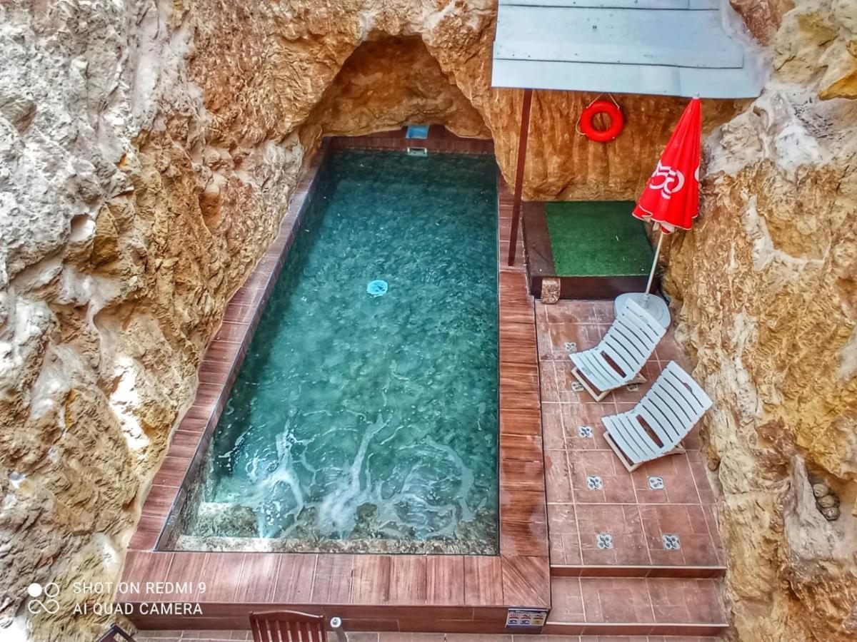 Town House With Private Pool In Village Centre Kalkara Exterior foto
